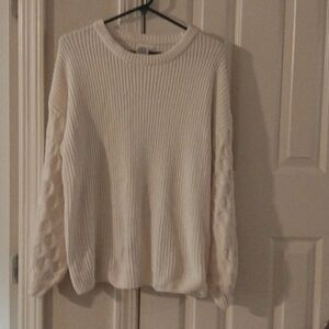 Ladies Ivory Long Sleeve Sweater in L/XL